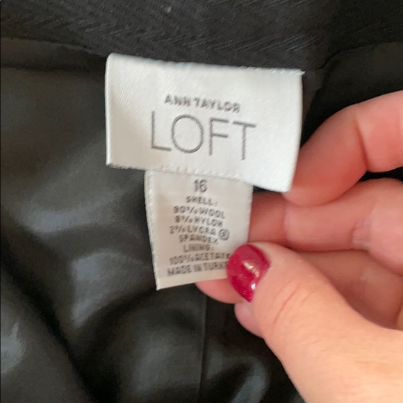 Ann Taylor Loft suit - black size 16 - Picture 10 of 16